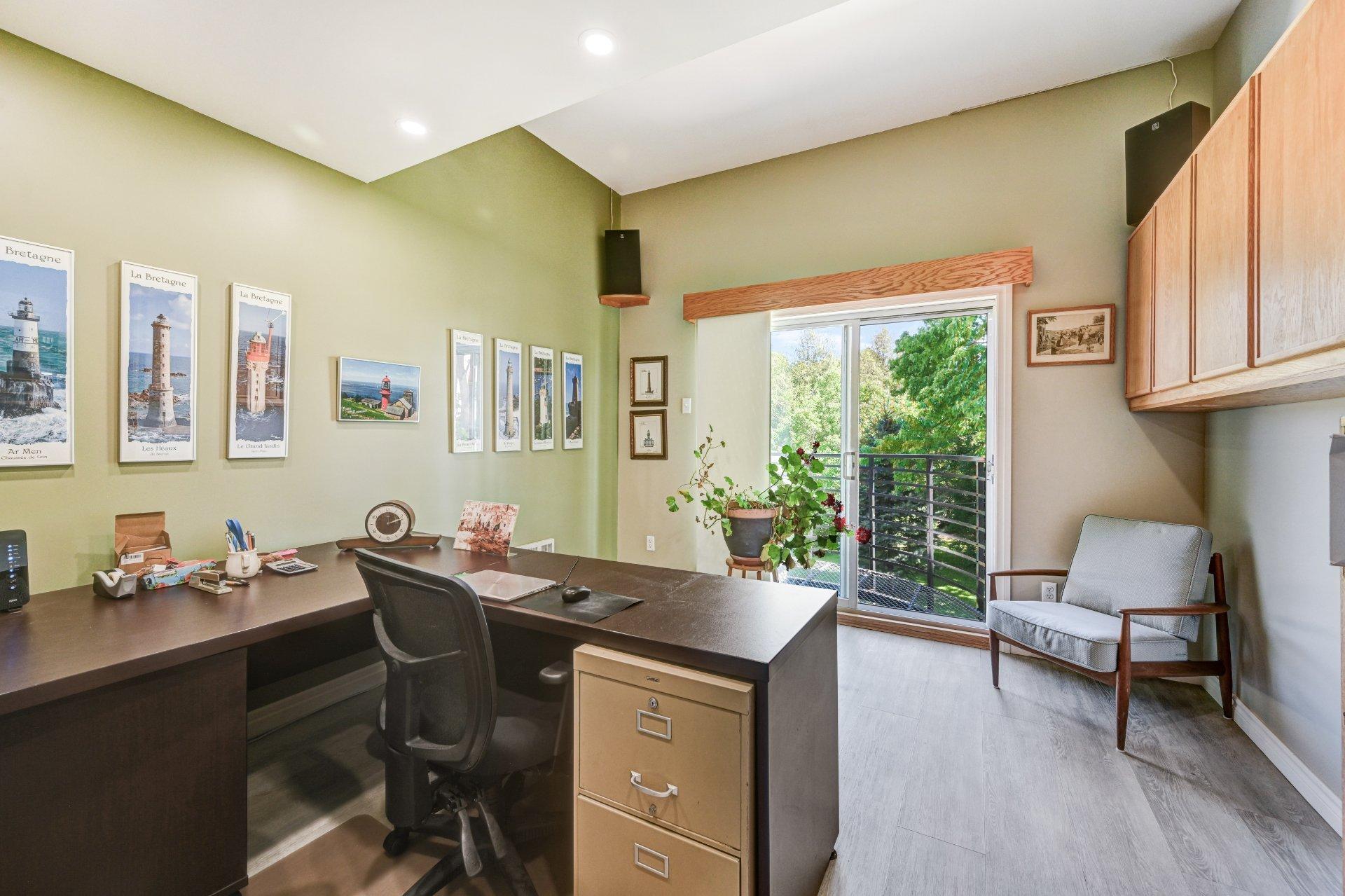 









501Z

 - 503Z


Rue St-Patrice

,
Saint-Patrice-de-Sherrington,




QC
J0L2N0


