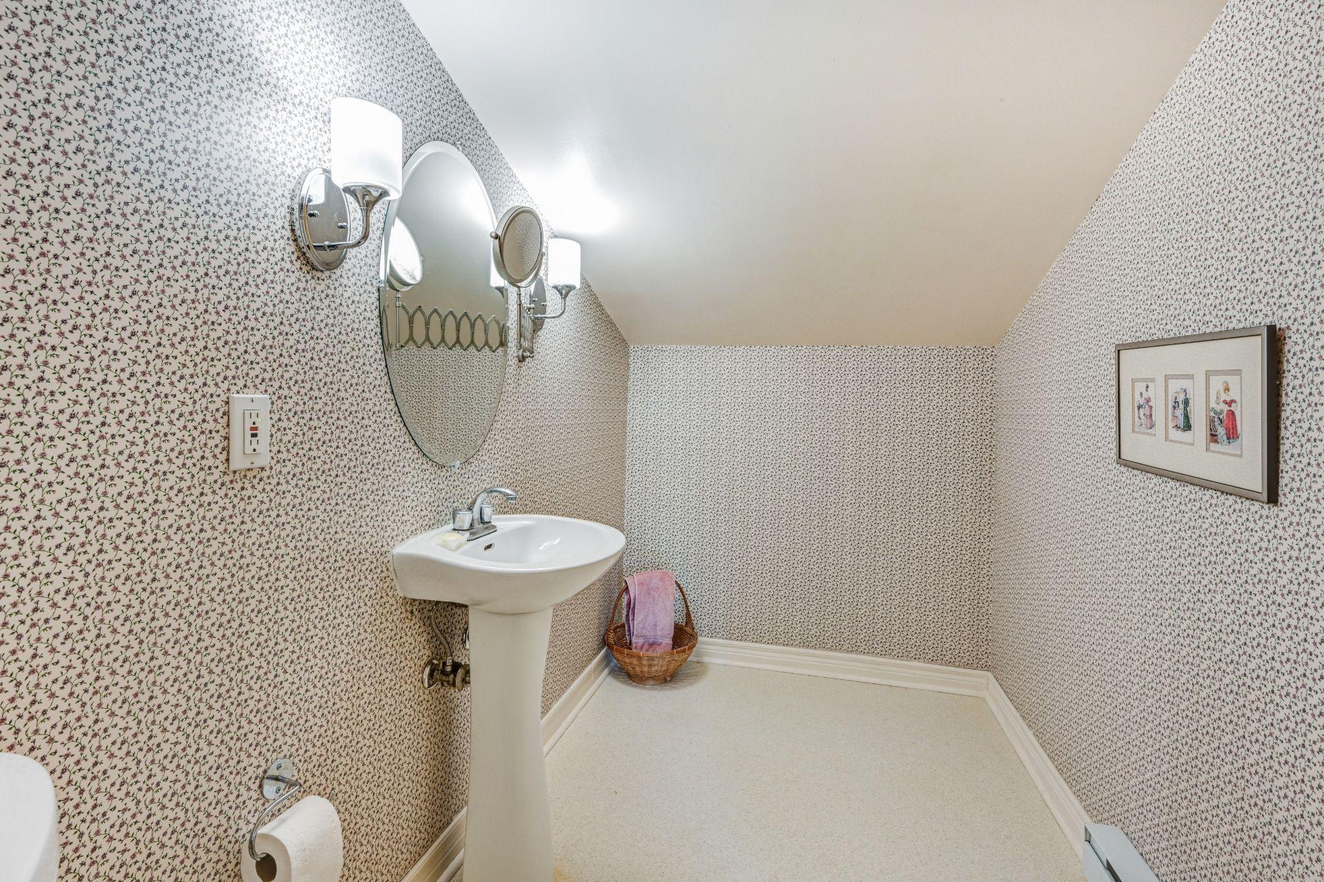 









501Z

 - 503Z


Rue St-Patrice

,
Saint-Patrice-de-Sherrington,




QC
J0L2N0

