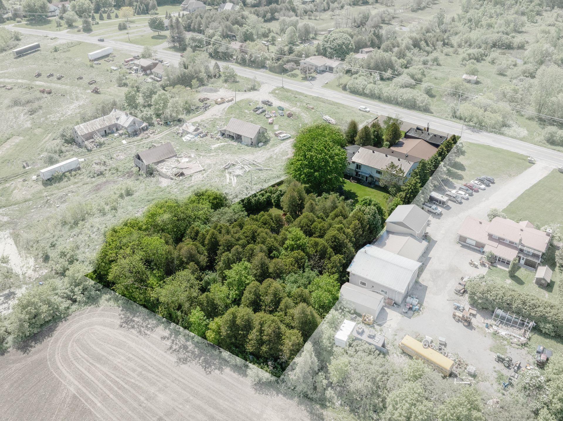 









501Z

 - 503Z


Rue St-Patrice

,
Saint-Patrice-de-Sherrington,




QC
J0L2N0

