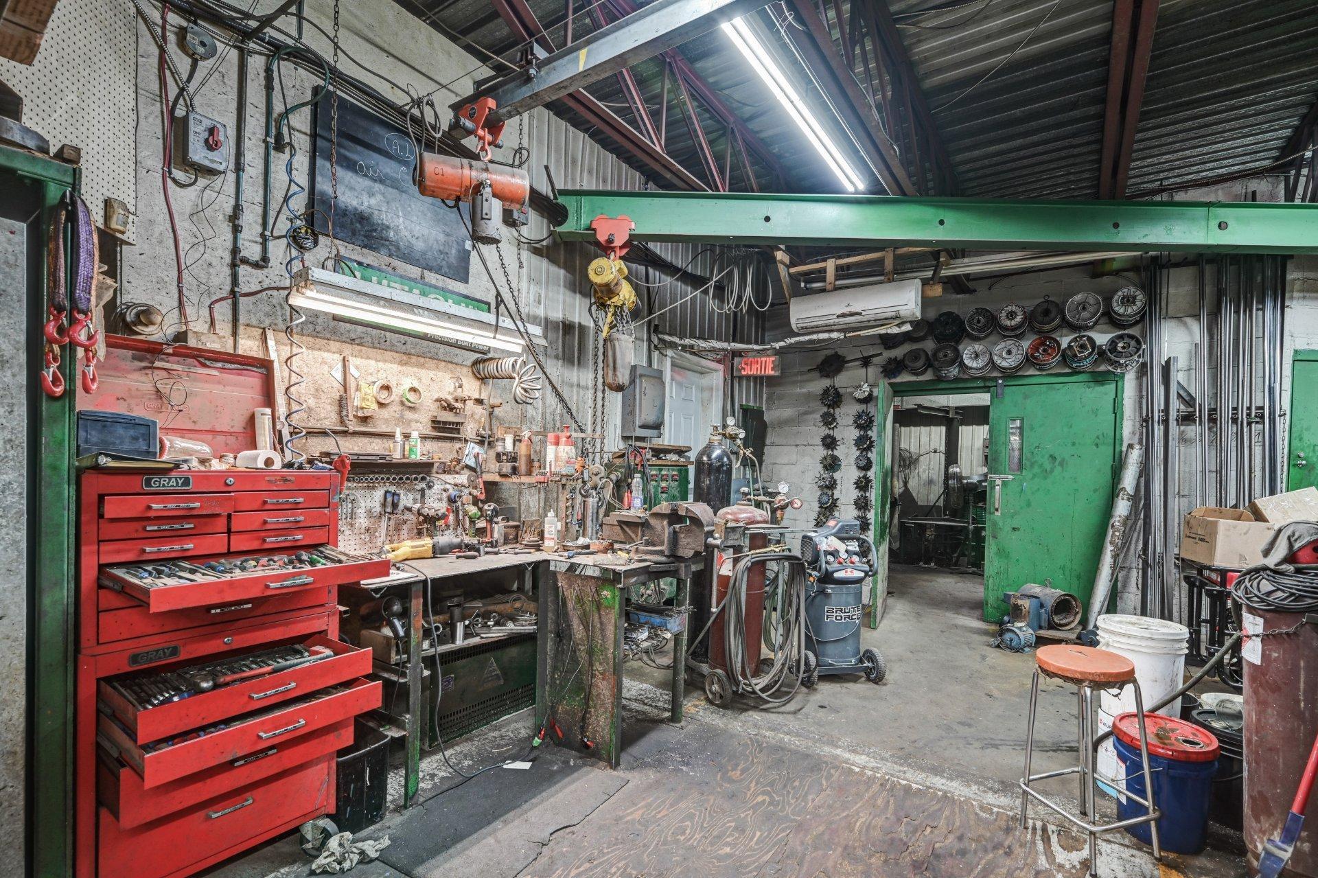 









501Z

 - 503Z


Rue St-Patrice

,
Saint-Patrice-de-Sherrington,




QC
J0L2N0

