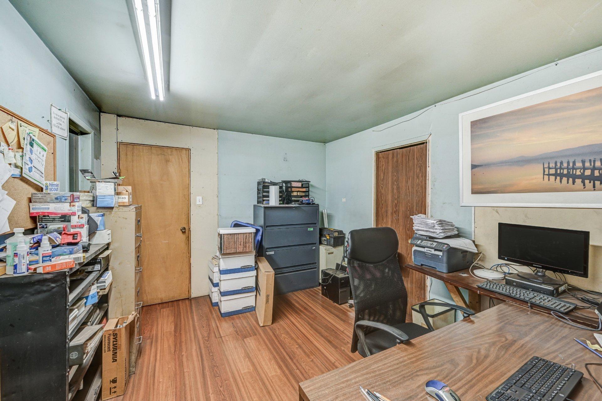 









501Z

 - 503Z


Rue St-Patrice

,
Saint-Patrice-de-Sherrington,




QC
J0L2N0

