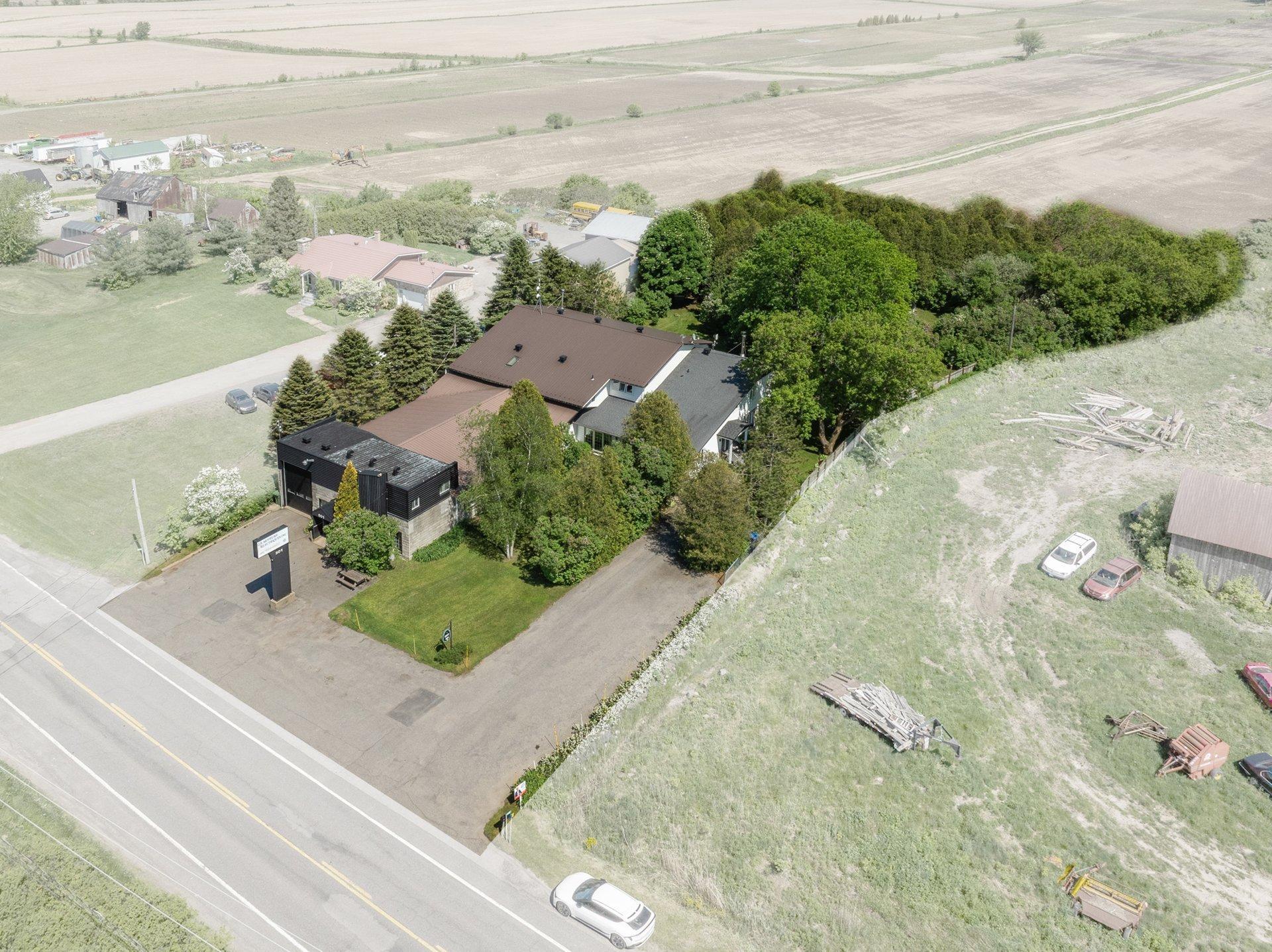 









501Z

 - 503Z


Rue St-Patrice

,
Saint-Patrice-de-Sherrington,




QC
J0L2N0


