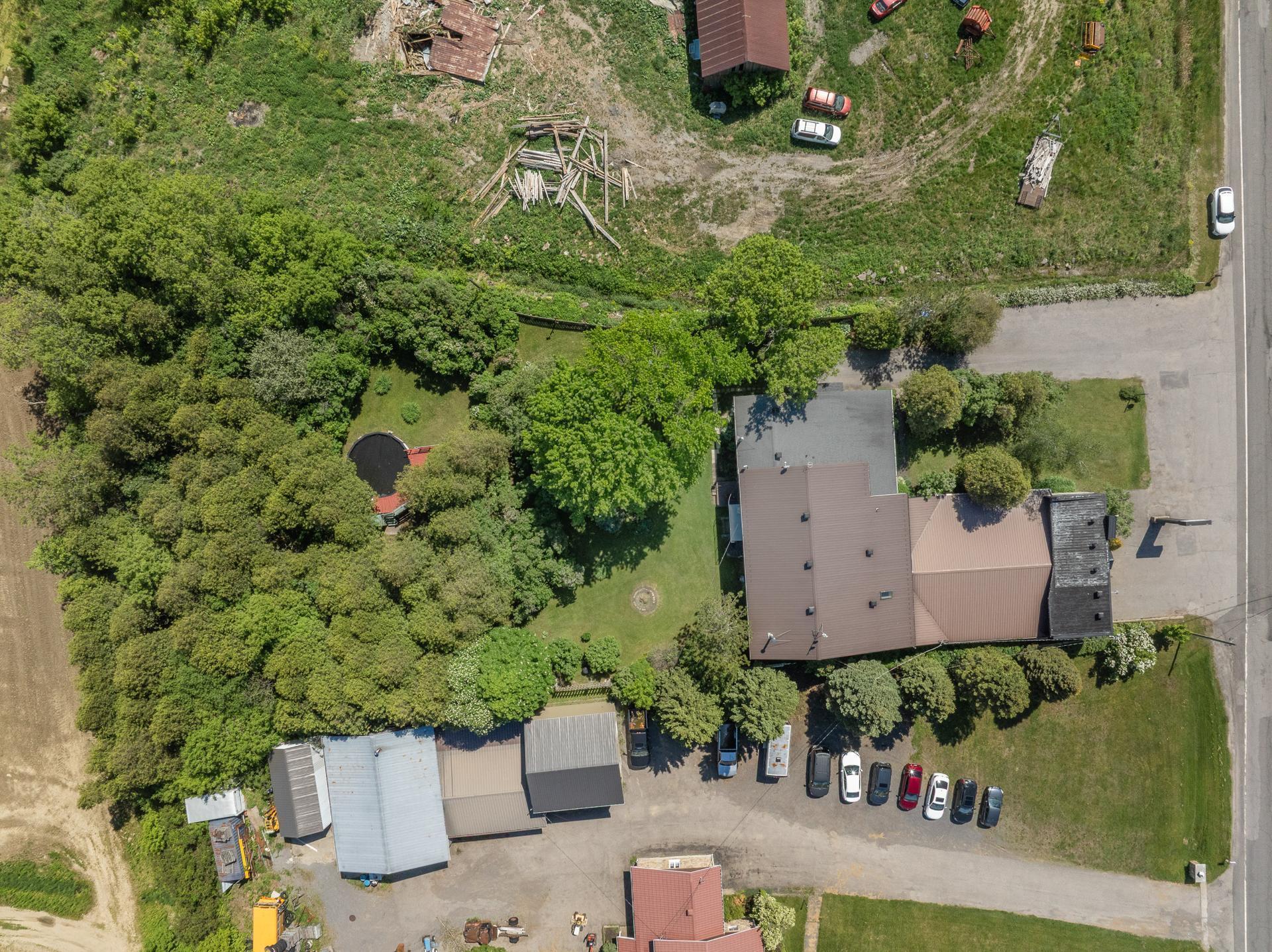









501Z

 - 503Z


Rue St-Patrice

,
Saint-Patrice-de-Sherrington,




QC
J0L2N0

