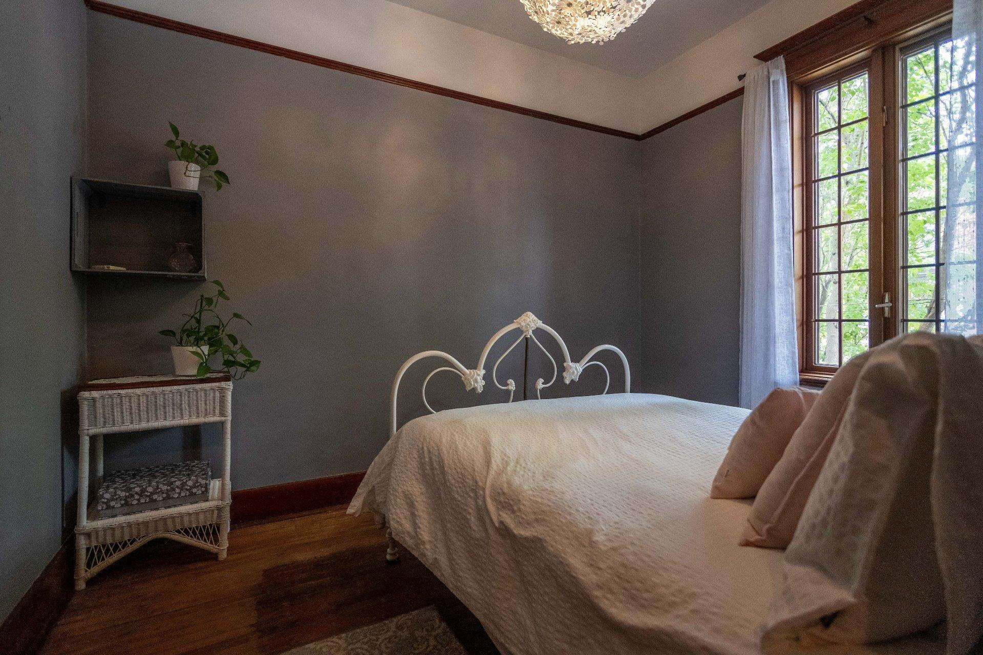 









253

 - 257


4e rue de la Pointe

,
Shawinigan,




QC
G9N1G4

