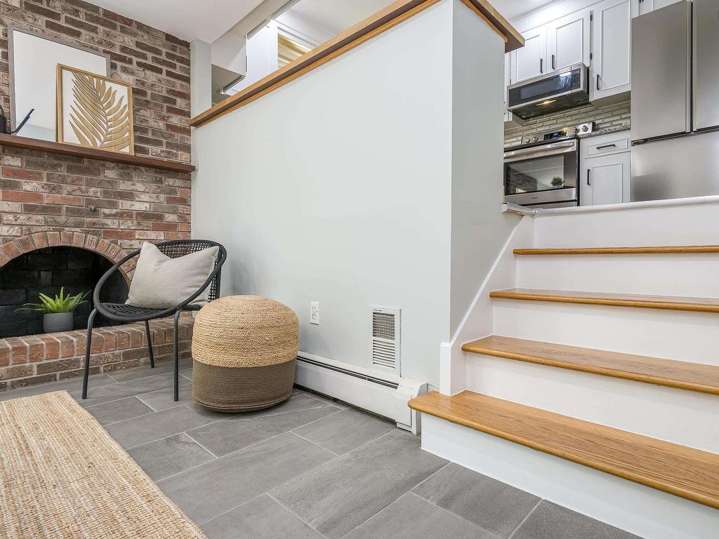 












44 Sunrise Hill

,
Bedford,




NS
B4A 1V1

