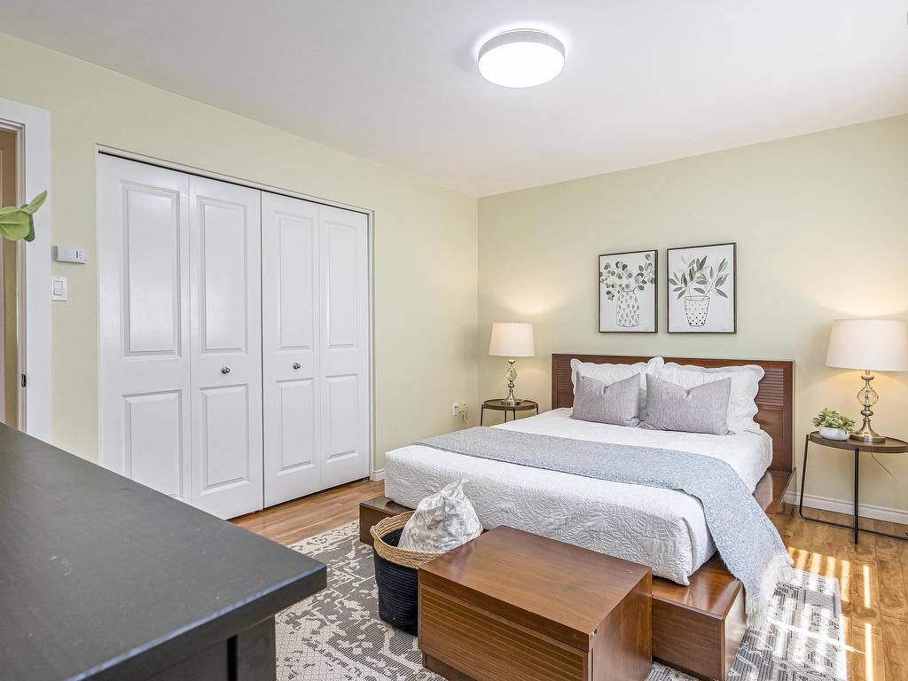 












44 Sunrise Hill

,
Bedford,




NS
B4A 1V1

