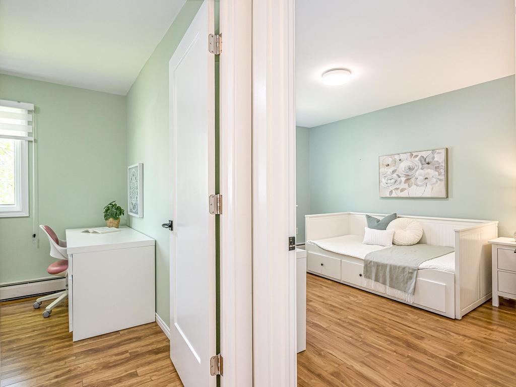 












44 Sunrise Hill

,
Bedford,




NS
B4A 1V1

