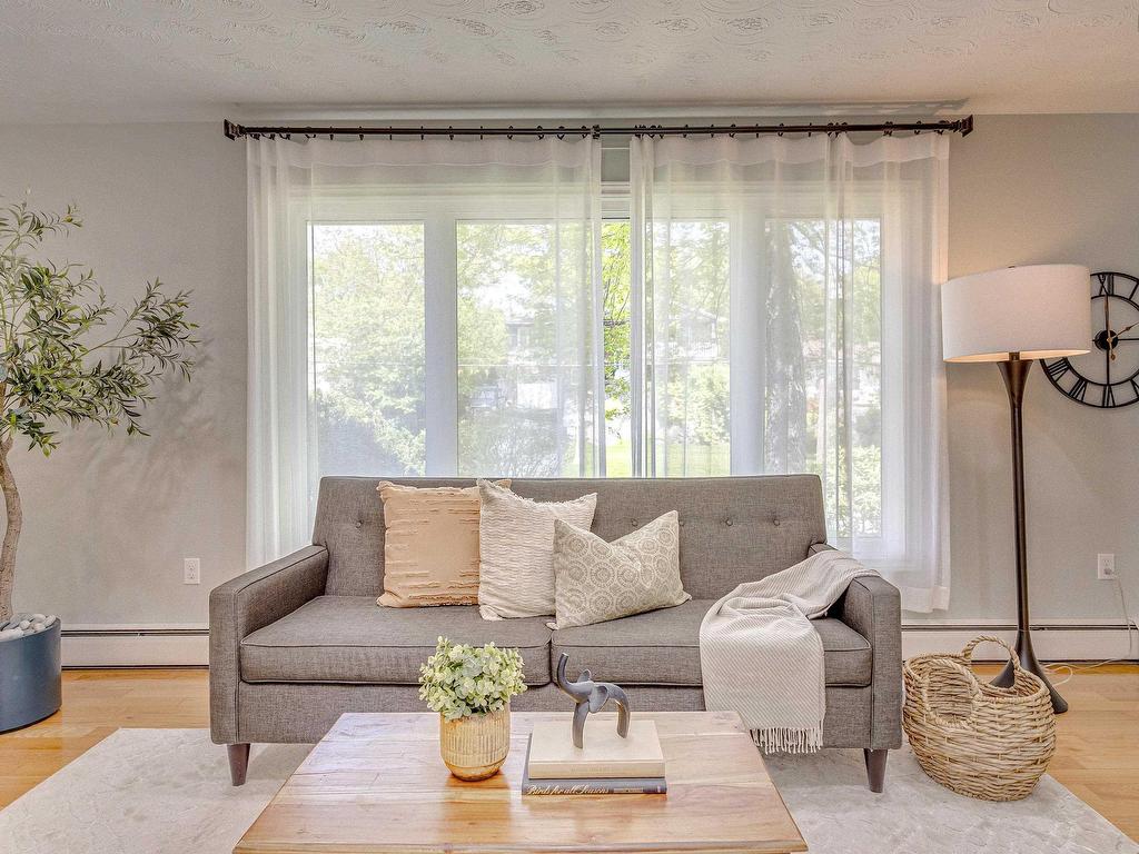 












44 Sunrise Hill

,
Bedford,




NS
B4A 1V1

