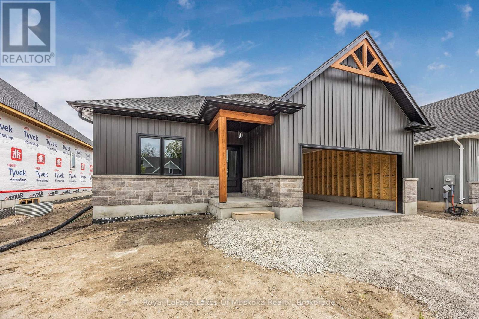 












128 BRANDON AVENUE

,
Severn (Coldwater),




Ontario
L0K1E0

