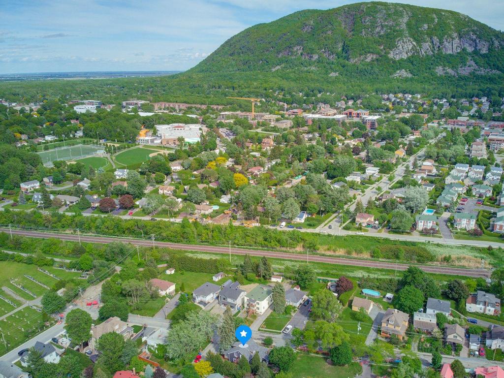 









170

 - 172


Rue Brodeur

,
Mont-Saint-Hilaire,




QC
J3H3B1

