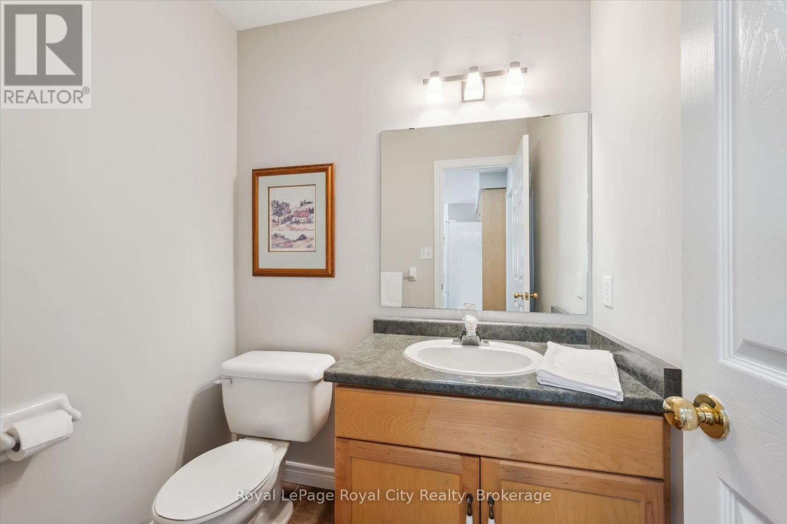 












22 JASON DRIVE

,
Guelph/Eramosa,




Ontario
N1E0N3

