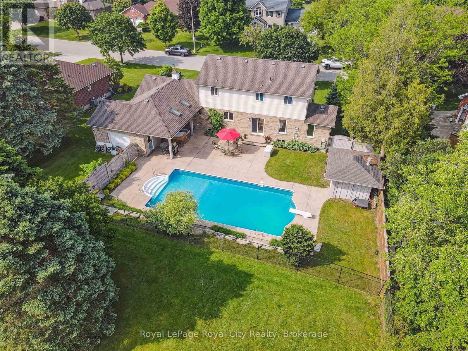 












22 JASON DRIVE

,
Guelph/Eramosa,




Ontario
N1E0N3

