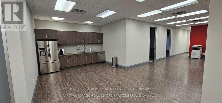 












10 - 80 GALAXY BOULEVARD

,
Toronto,




Ontario
M9W4Y8

