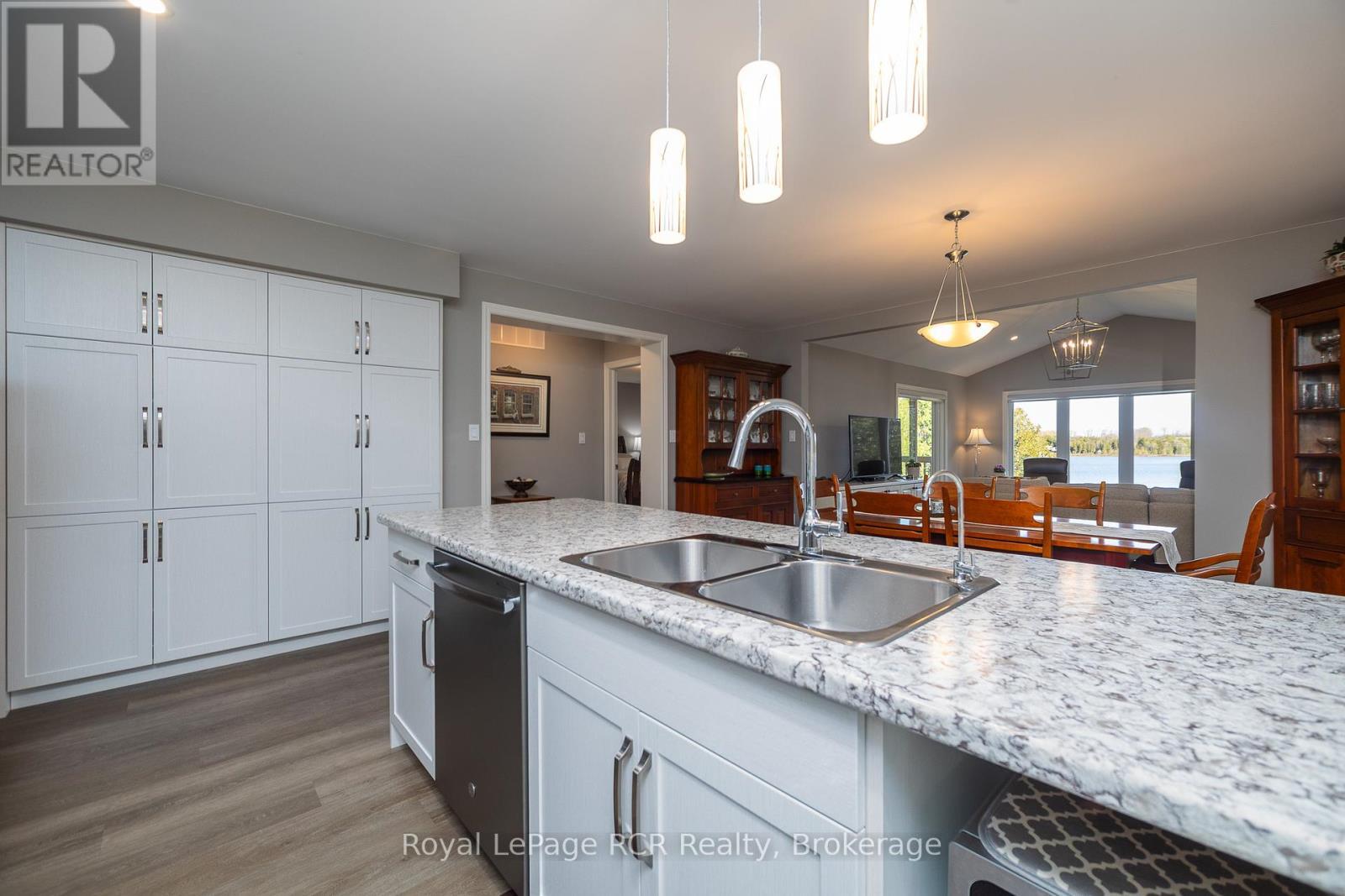 












474825 TOWNSEND LAKE ROAD

,
West Grey,




Ontario
N0C1H0

