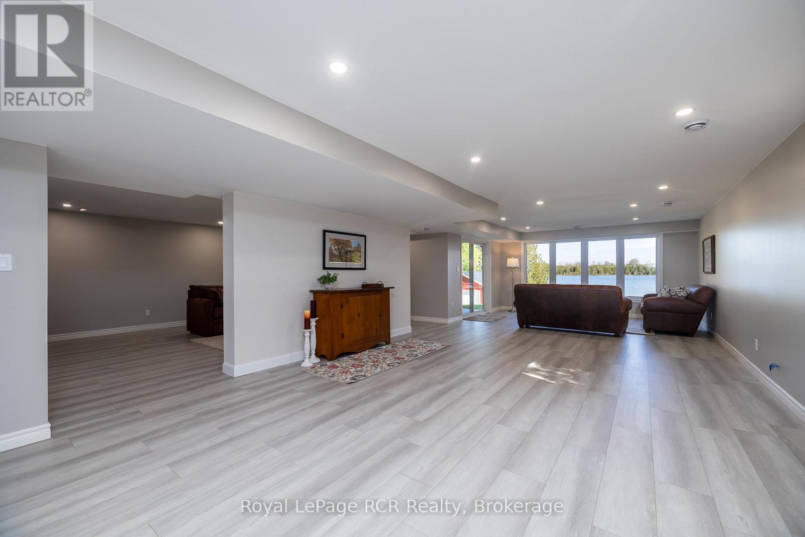 












474825 TOWNSEND LAKE ROAD

,
West Grey,




Ontario
N0C1H0

