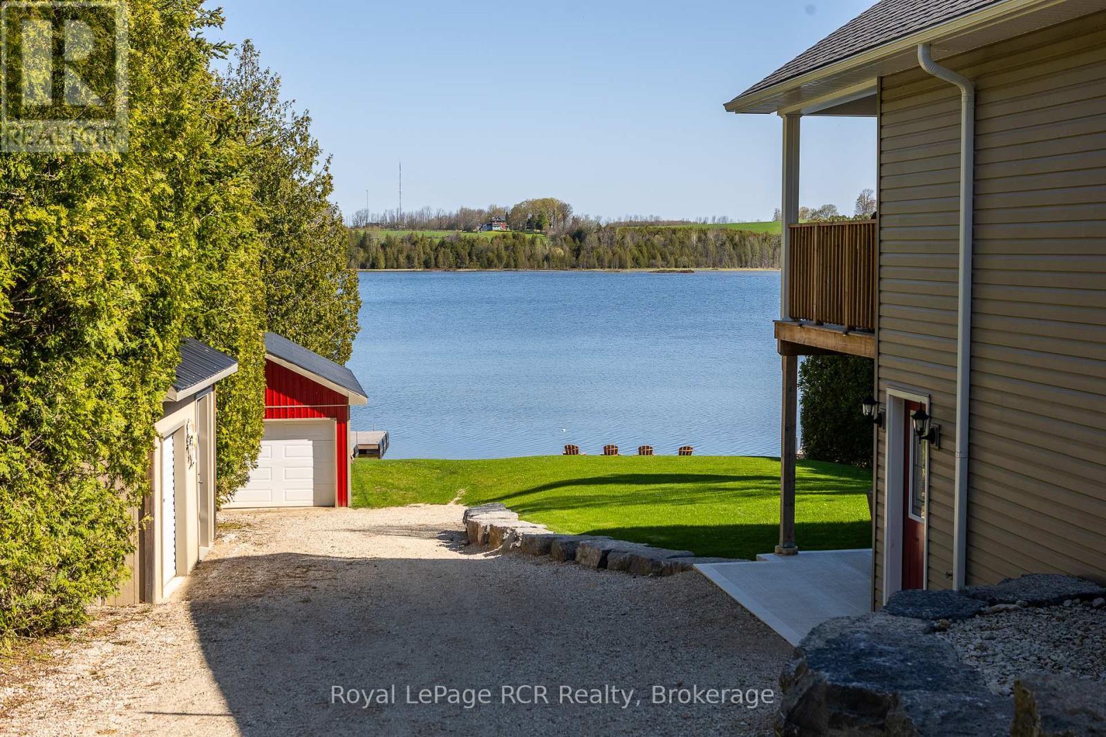 












474825 TOWNSEND LAKE ROAD

,
West Grey,




Ontario
N0C1H0

