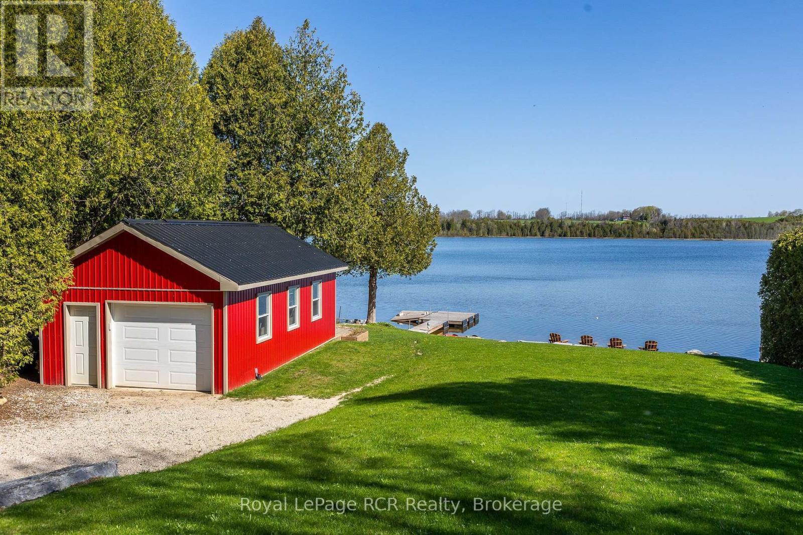 












474825 TOWNSEND LAKE ROAD

,
West Grey,




Ontario
N0C1H0

