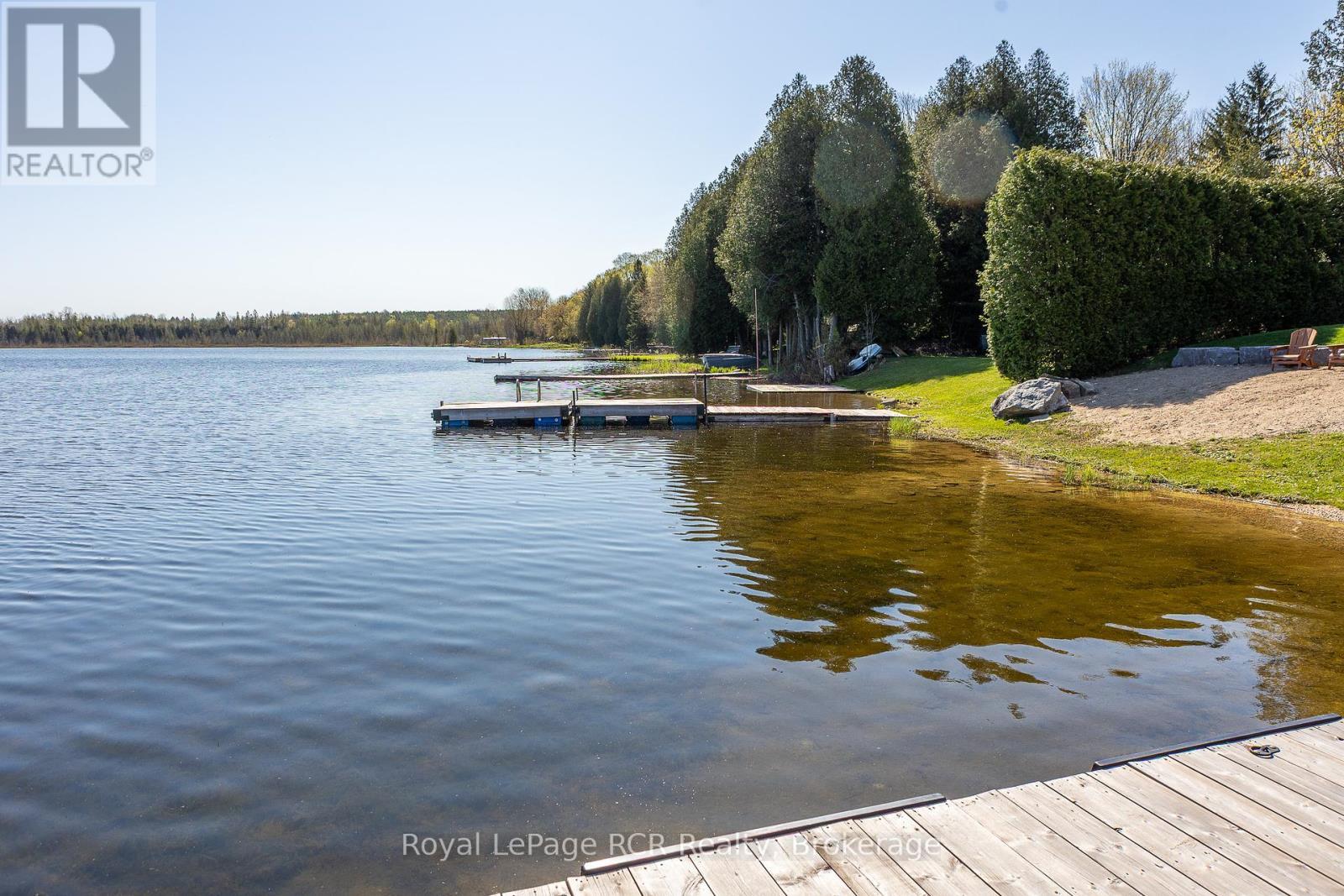 












474825 TOWNSEND LAKE ROAD

,
West Grey,




Ontario
N0C1H0

