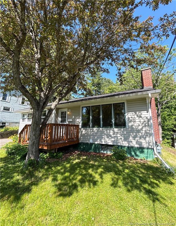 









693


Mitchell

ST,
Fredericton,




NB
E3B 3S7

