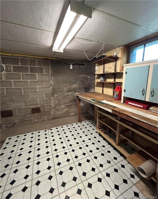 









693


Mitchell

ST,
Fredericton,




NB
E3B 3S7

