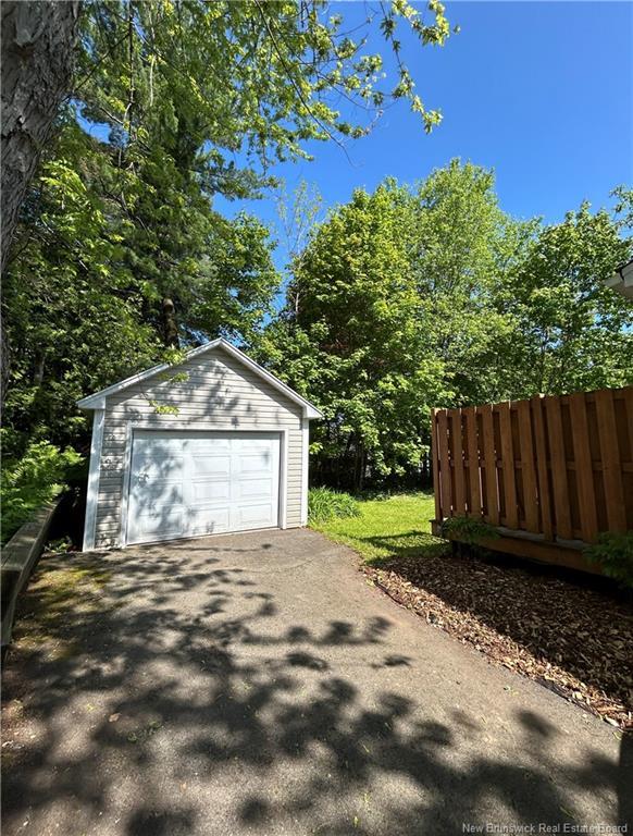 









693


Mitchell

ST,
Fredericton,




NB
E3B 3S7

