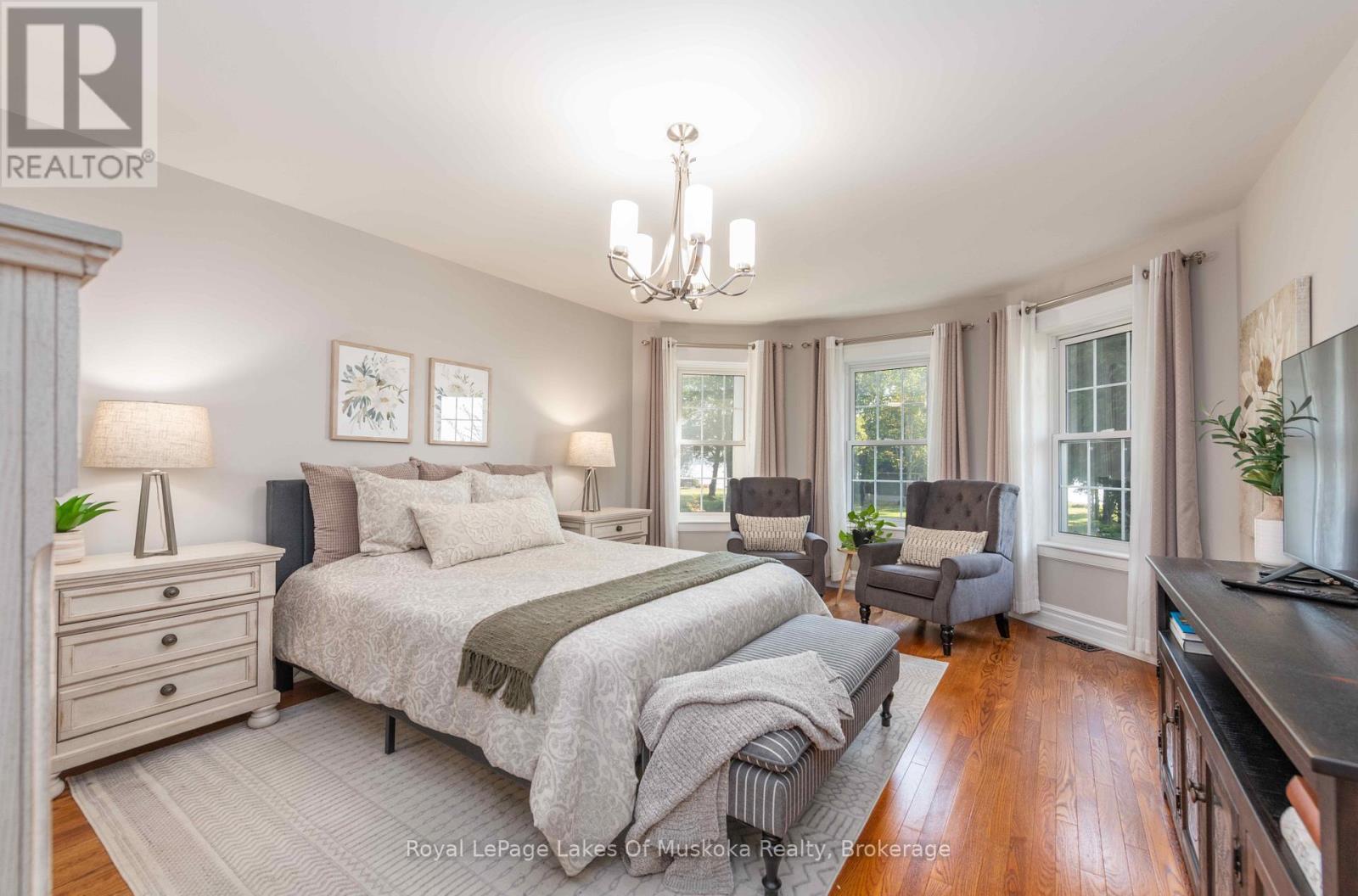 












7 LAKE BERNARD DRIVE

,
Sundridge,




Ontario
P0A1Z0

