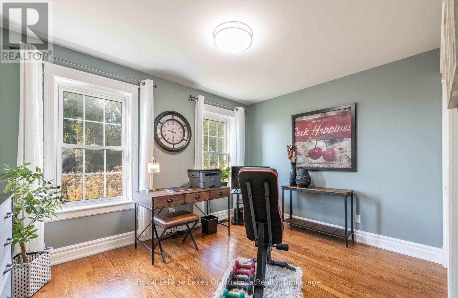 












7 LAKE BERNARD DRIVE

,
Sundridge,




Ontario
P0A1Z0

