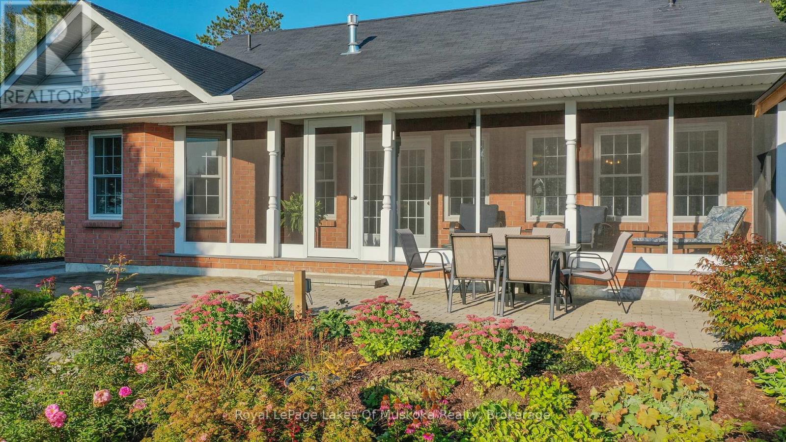 












7 LAKE BERNARD DRIVE

,
Sundridge,




Ontario
P0A1Z0

