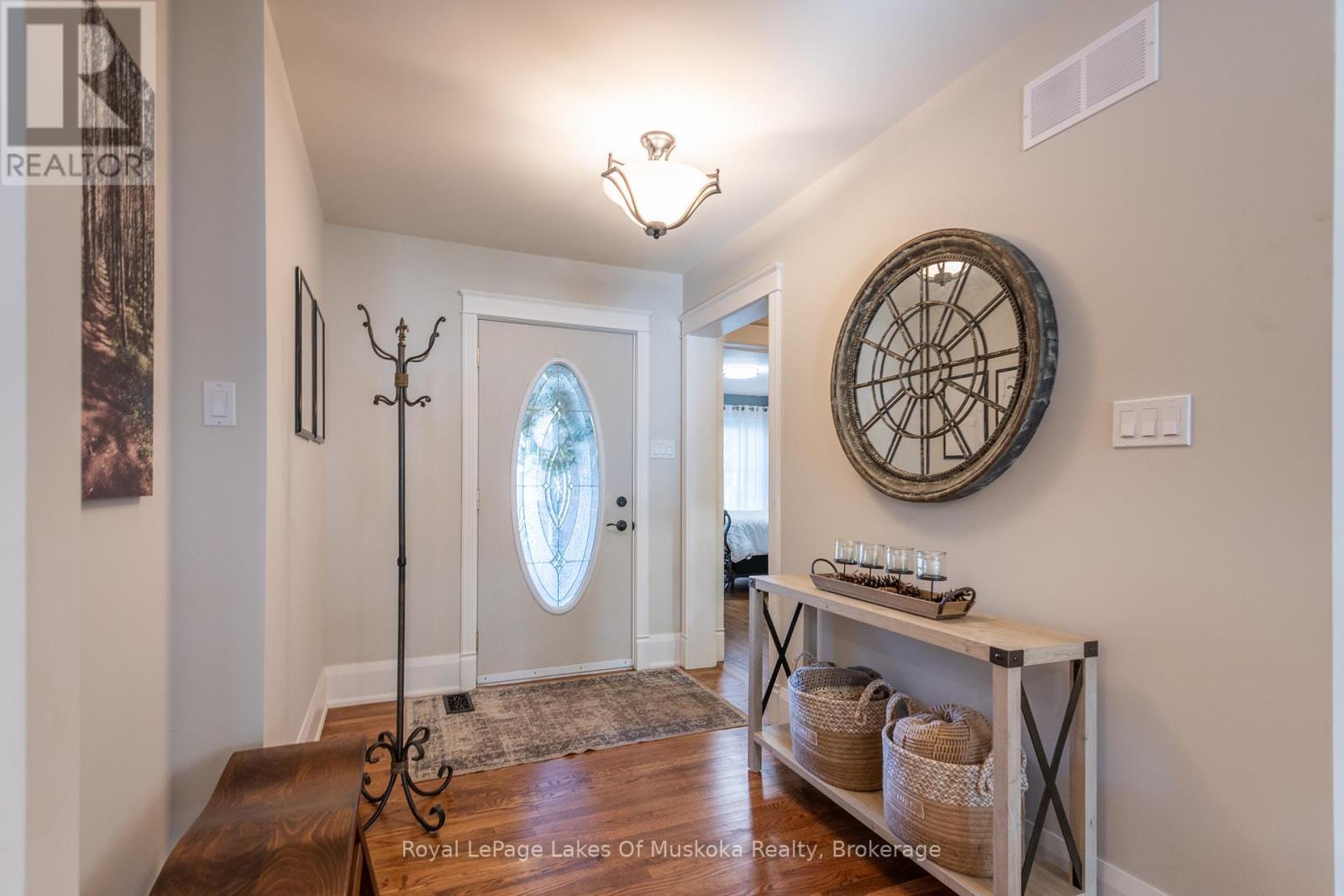 












7 LAKE BERNARD DRIVE

,
Sundridge,




Ontario
P0A1Z0

