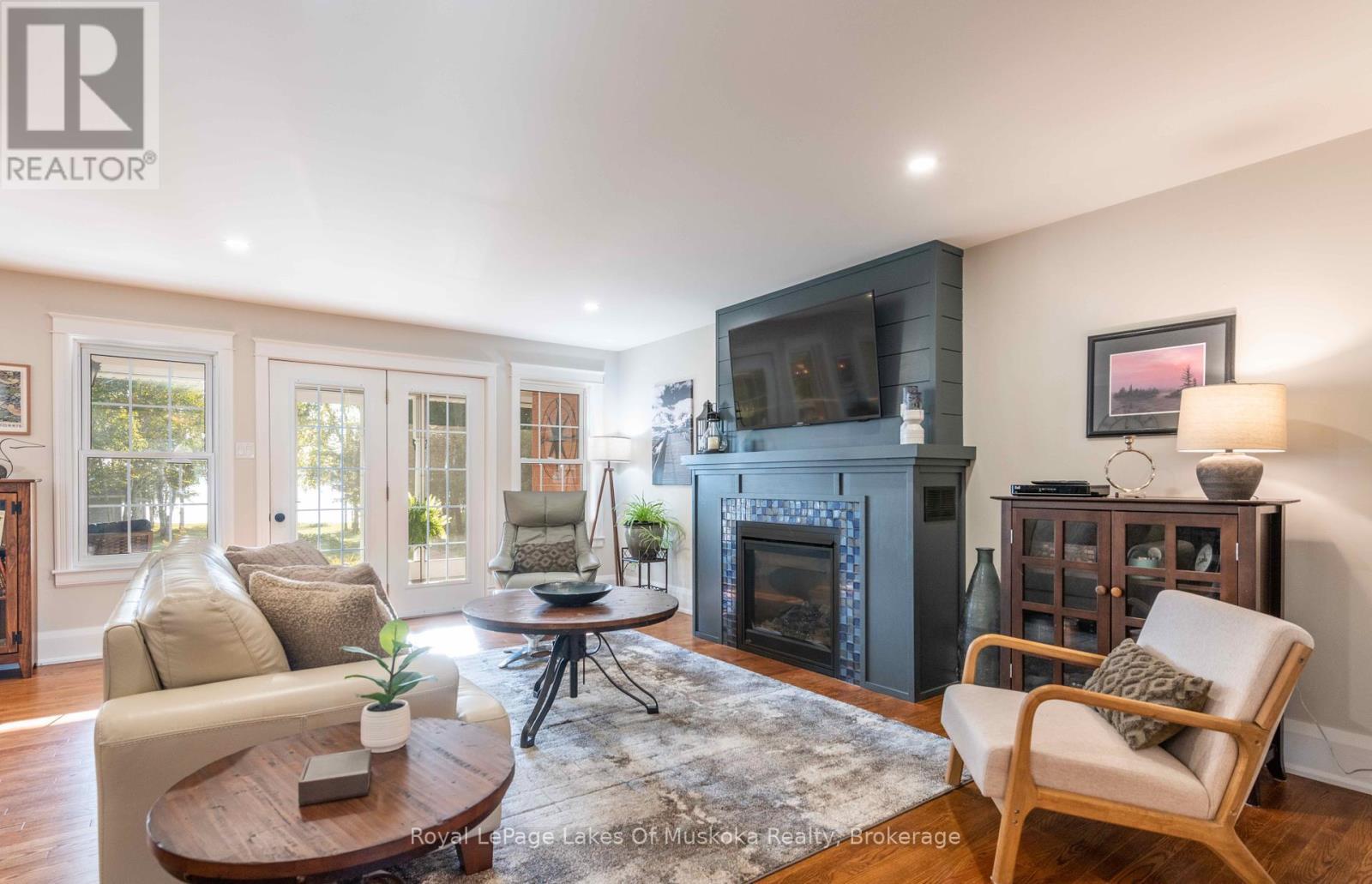 












7 LAKE BERNARD DRIVE

,
Sundridge,




Ontario
P0A1Z0

