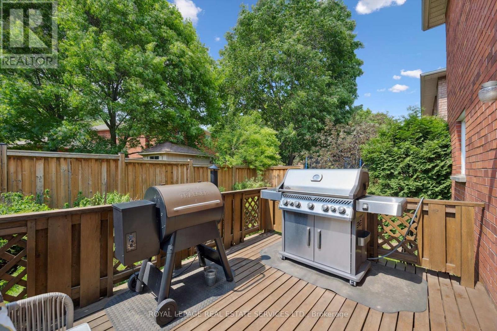 












117 WARNER DRIVE

,
Oakville,




Ontario
L6L6G7


