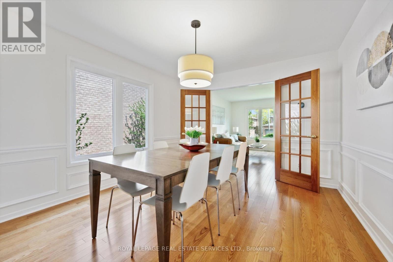 












117 WARNER DRIVE

,
Oakville,




Ontario
L6L6G7

