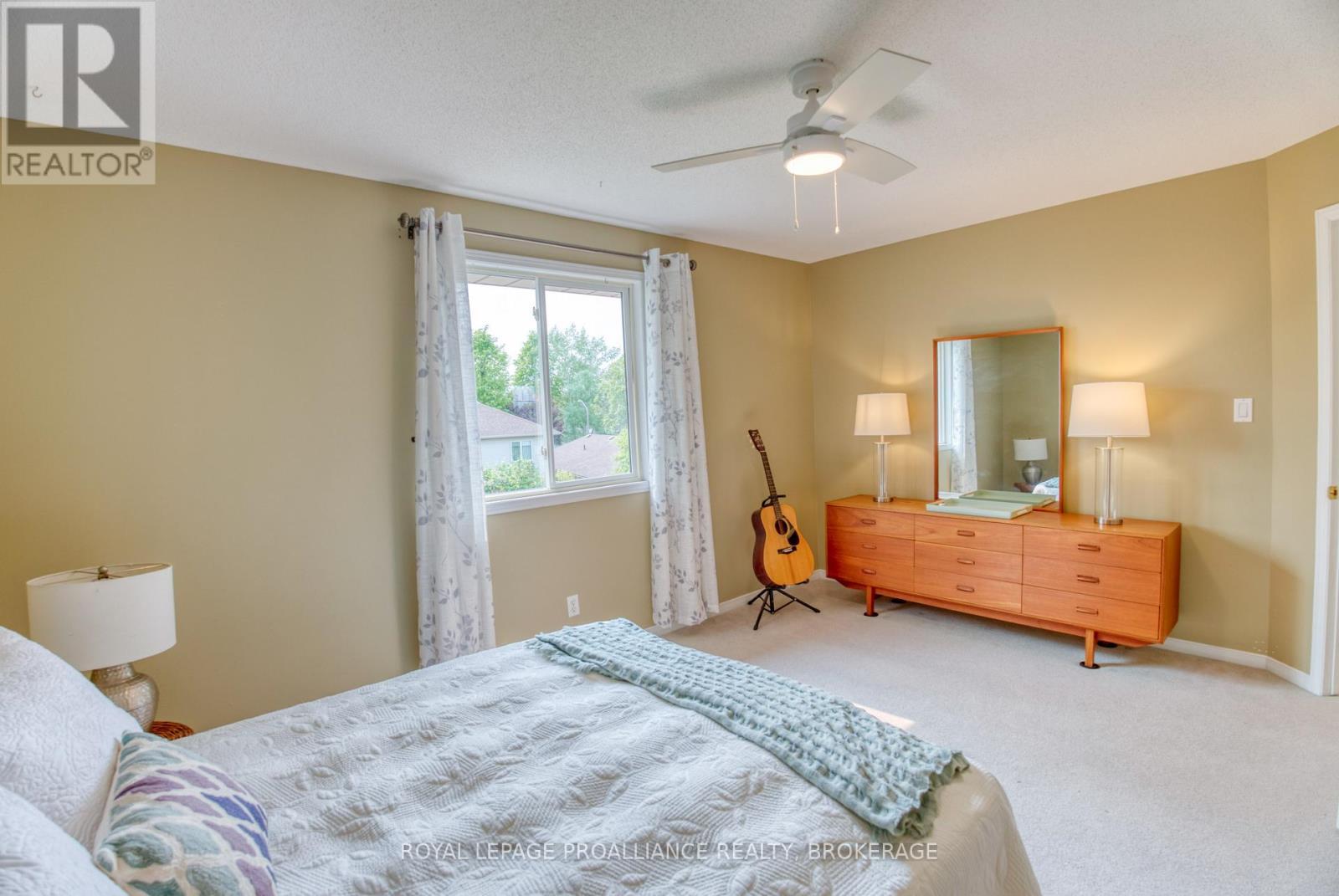 












885 RINGSTEAD STREET

,
Kingston (City SouthWest),




Ontario
K7M9A3

