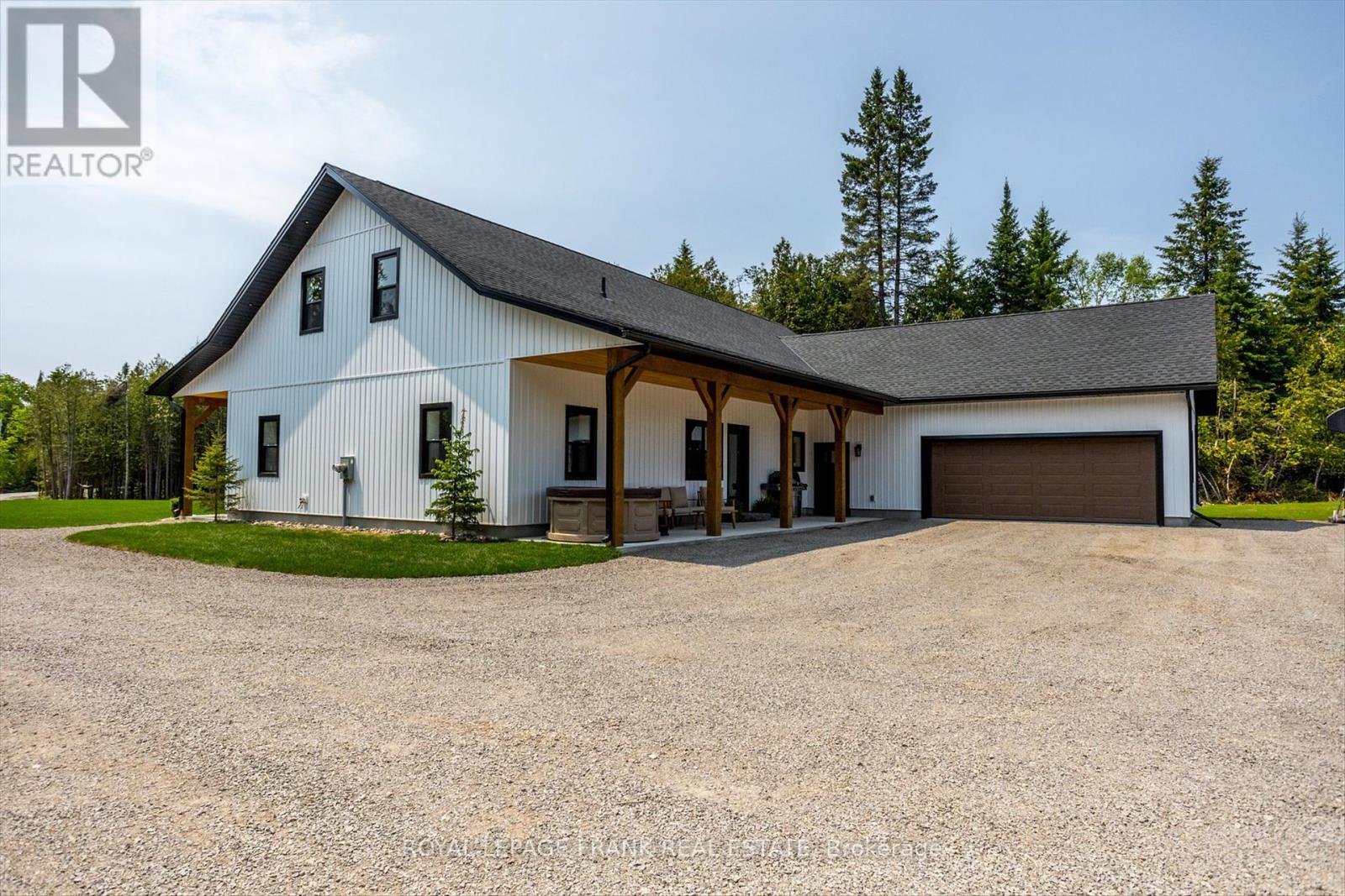 












652 COUNTY ROAD 49

,
Trent Lakes,




Ontario
K0M1A0

