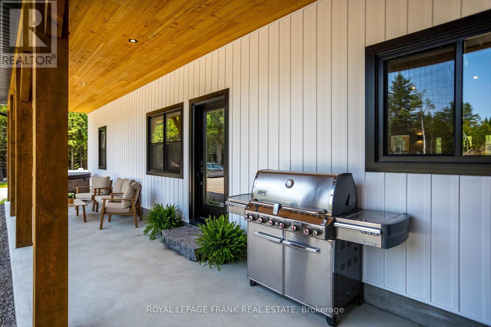 












652 COUNTY ROAD 49

,
Trent Lakes,




Ontario
K0M1A0

