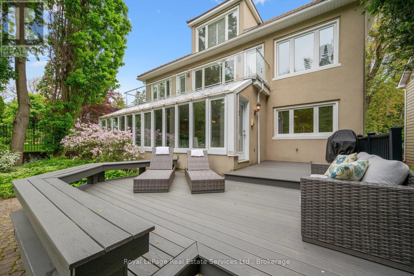 












480 CHARTWELL ROAD

,
Oakville (OO Old Oakville),




Ontario
L6J4A5

