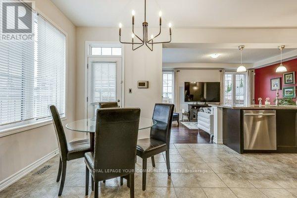 












290 THOMAS PHILLIPS DRIVE

,
Aurora,




Ontario
L4G0T4

