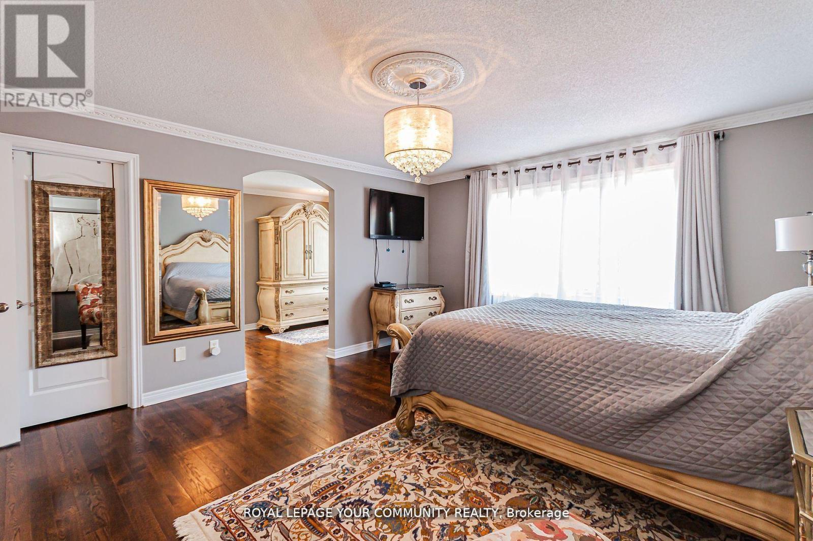 












60 PANTANO DRIVE

,
Vaughan,




Ontario
L4J0B2

