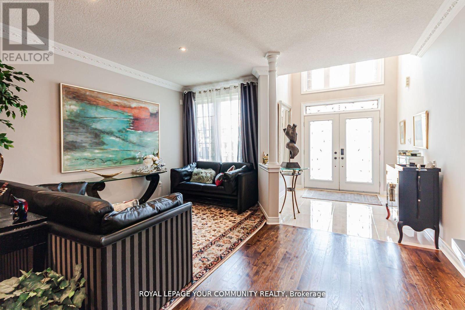 












60 PANTANO DRIVE

,
Vaughan,




Ontario
L4J0B2

