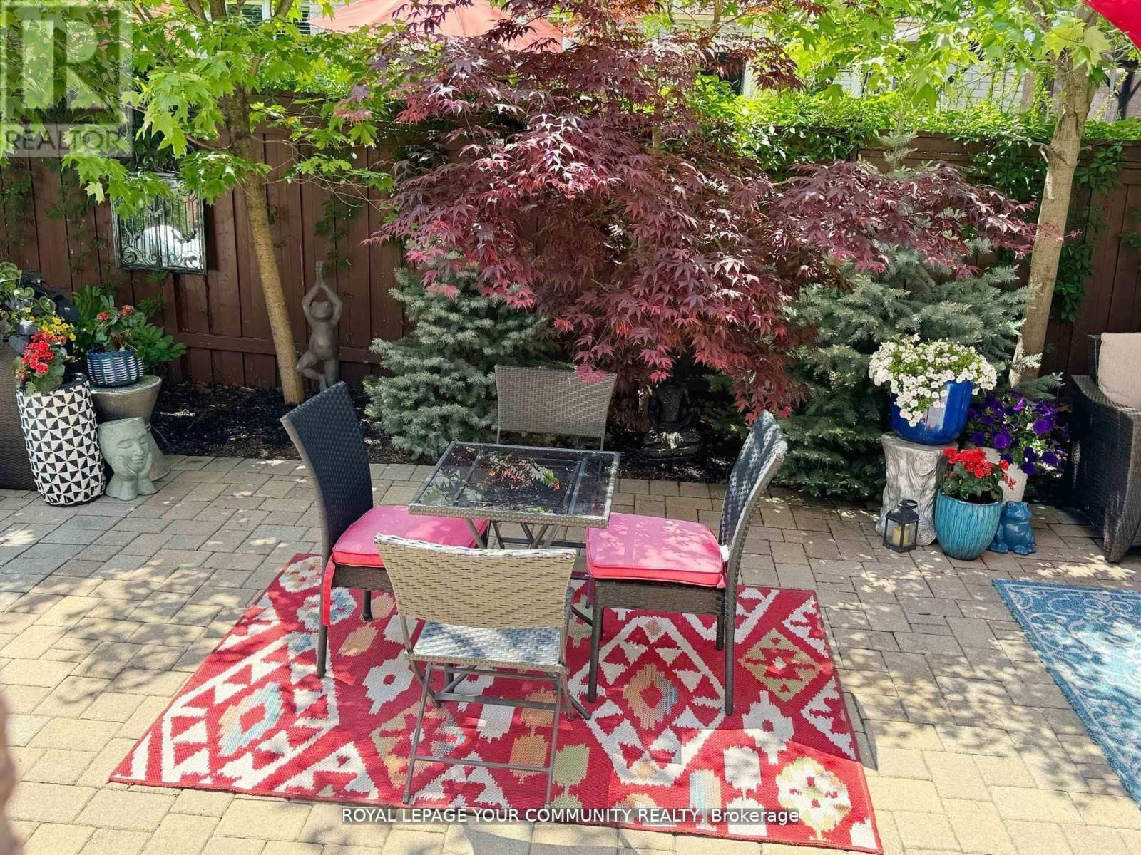 












60 PANTANO DRIVE

,
Vaughan,




Ontario
L4J0B2

