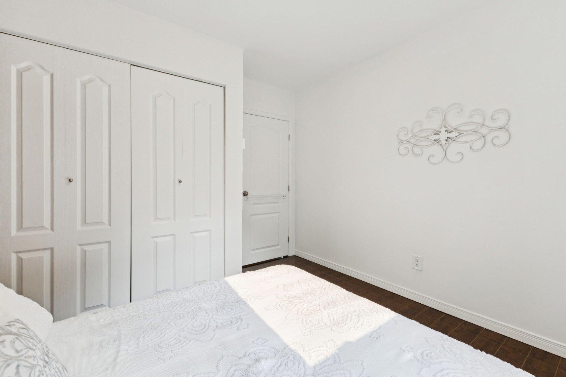 









15


Rue Larose

,
Gatineau (Hull),




QC
J8Y4X9

