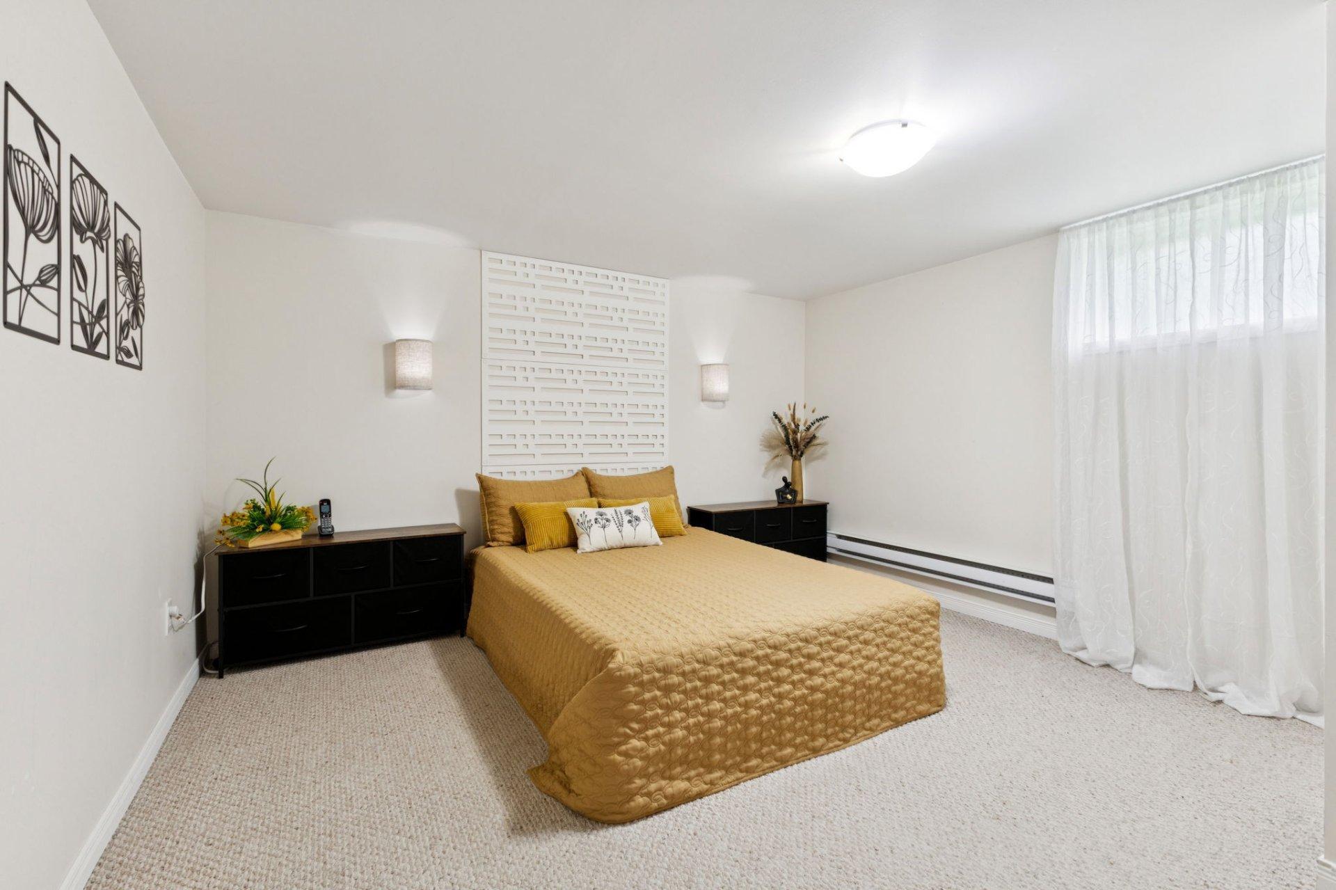 









15


Rue Larose

,
Gatineau (Hull),




QC
J8Y4X9

