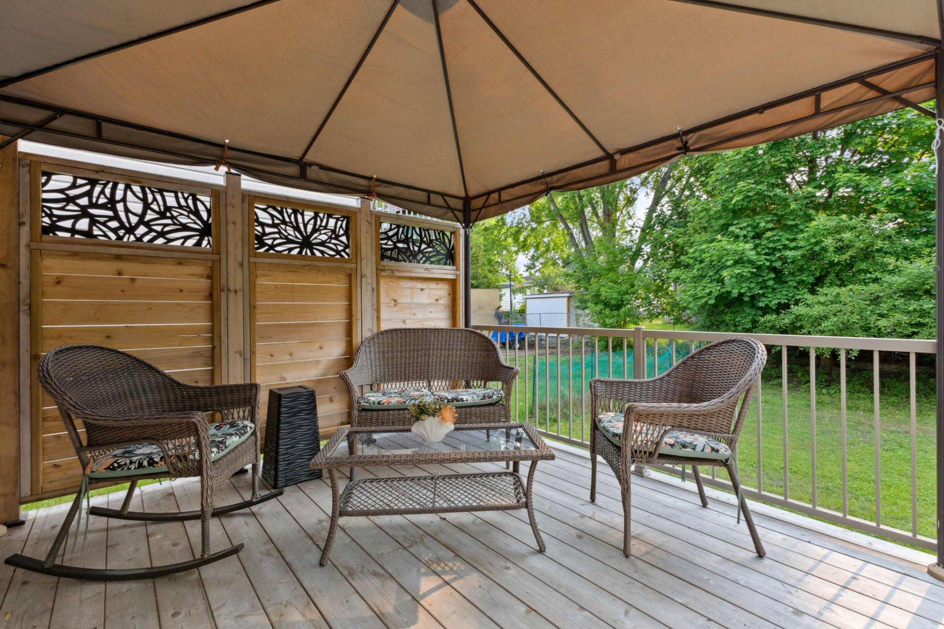 









15


Rue Larose

,
Gatineau (Hull),




QC
J8Y4X9

