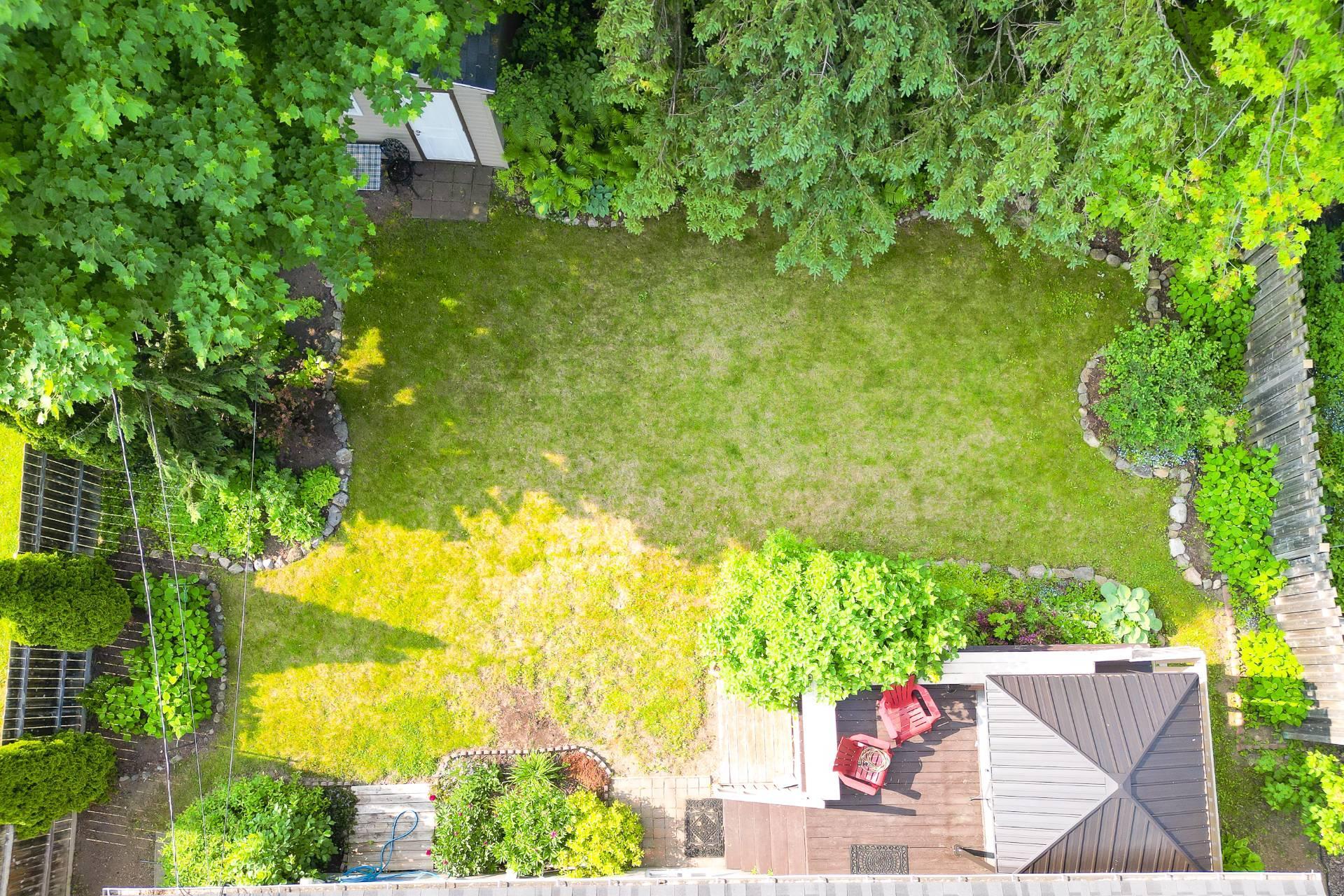 









200


Rue Beacon

,
Kirkland,




QC
H9J2G1

