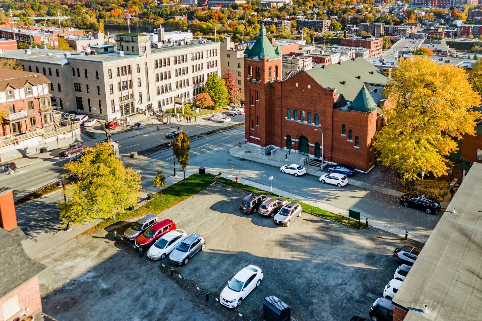 












Rue King O.

,
Sherbrooke (Les Nations),







QC
J1H4Y4

