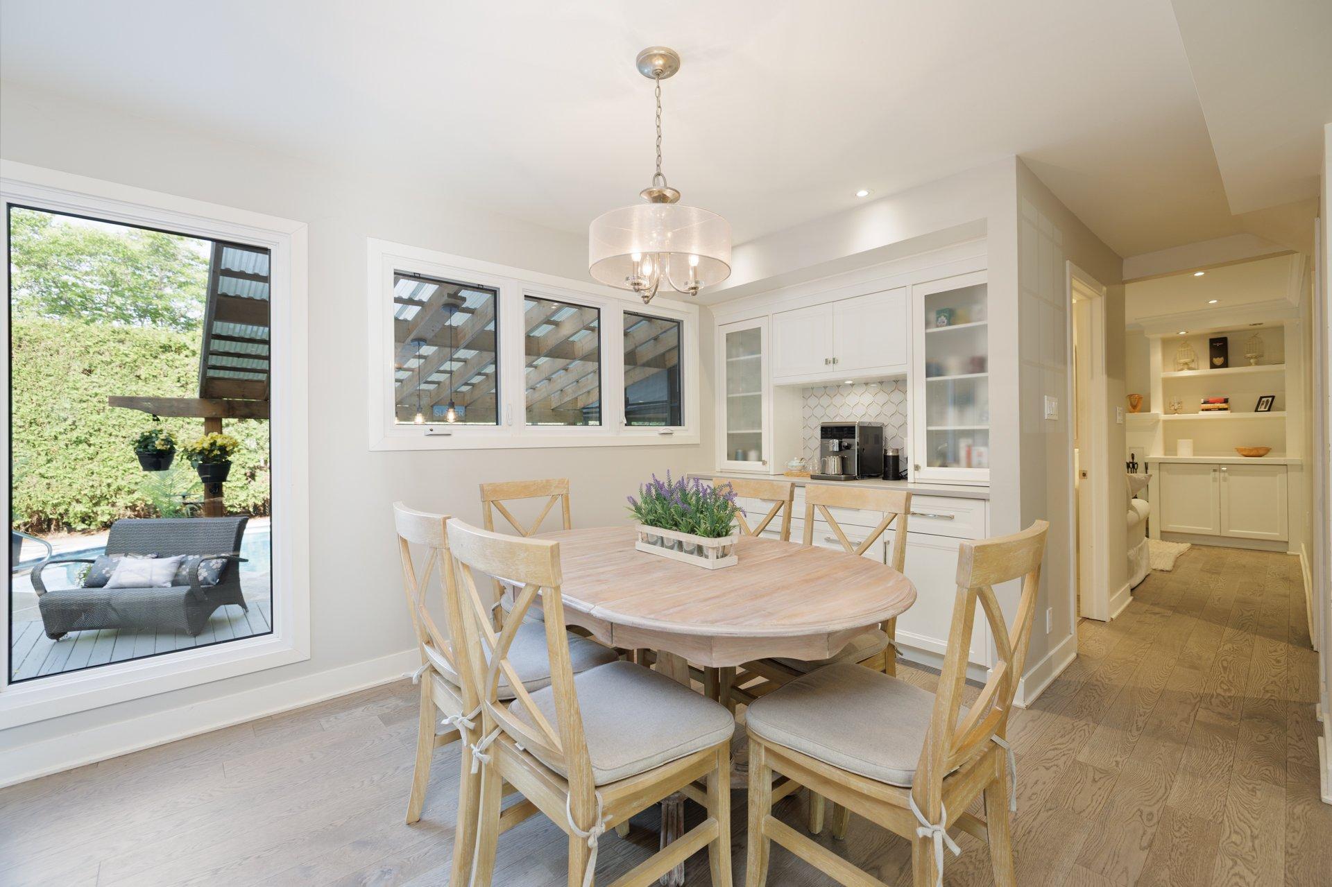 









44


Rue de Tanglewood

,
Kirkland,




QC
H9J2M6

