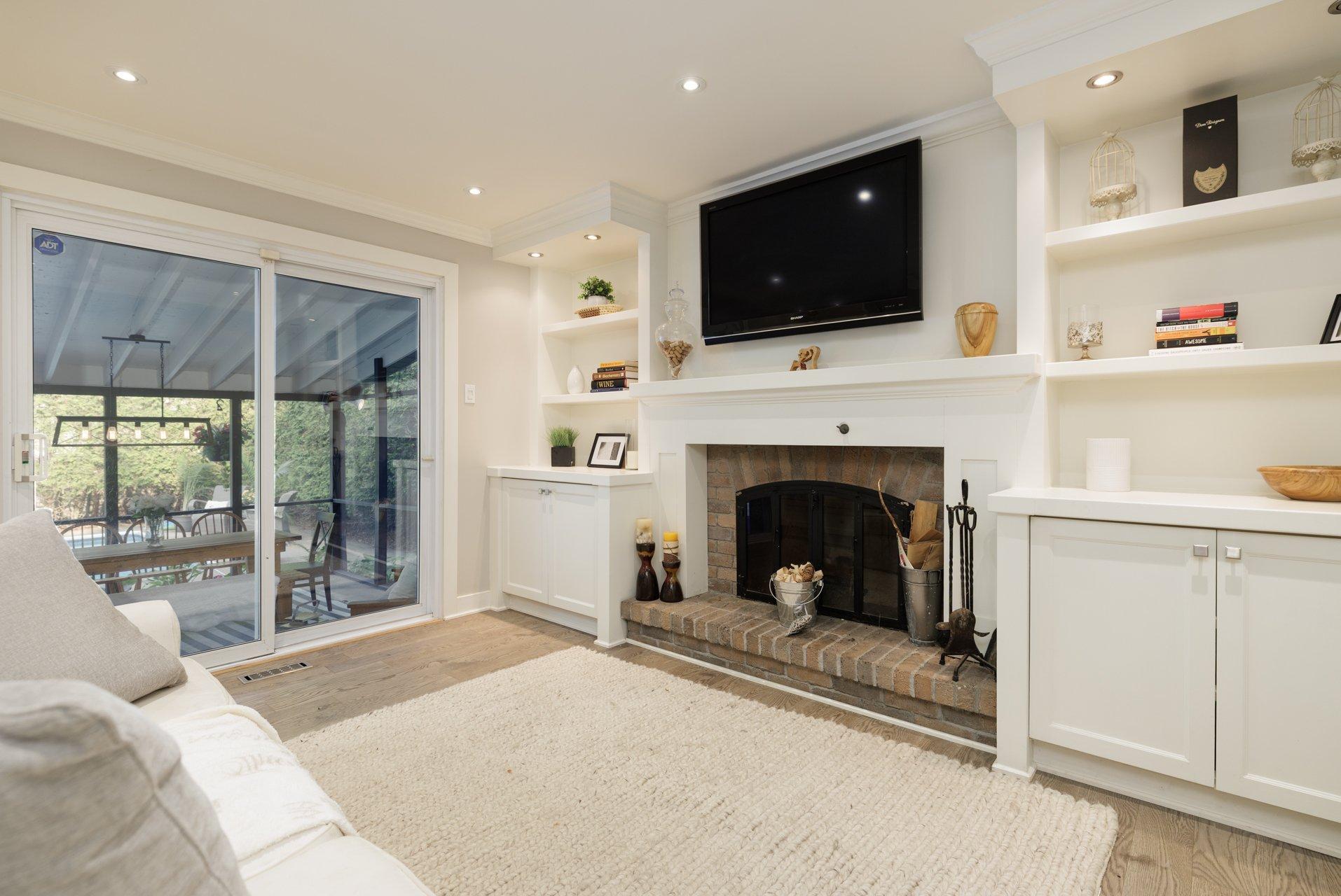 









44


Rue de Tanglewood

,
Kirkland,




QC
H9J2M6

