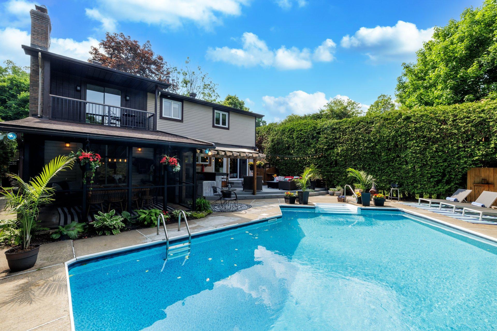 









44


Rue de Tanglewood

,
Kirkland,




QC
H9J2M6

