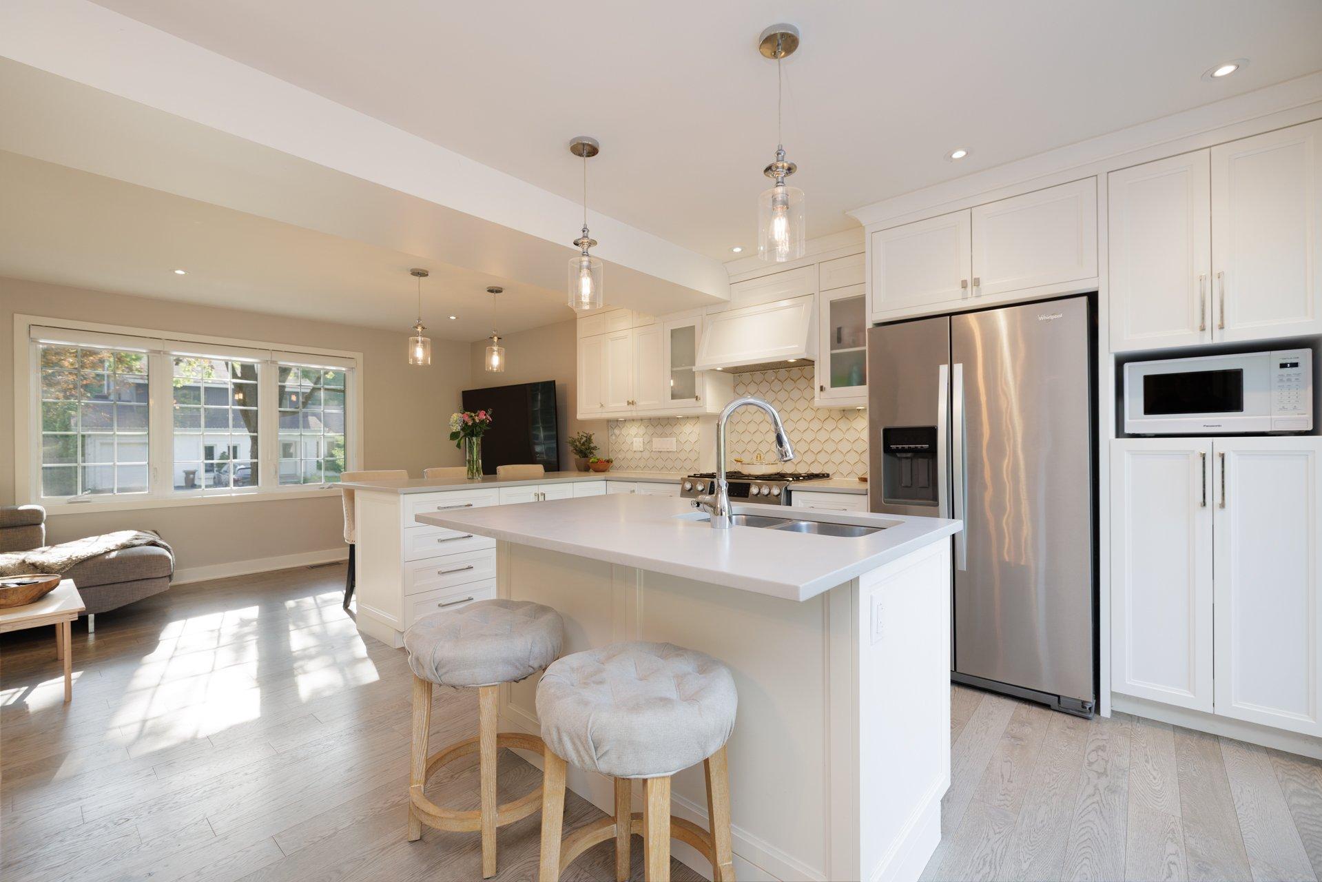 









44


Rue de Tanglewood

,
Kirkland,




QC
H9J2M6

