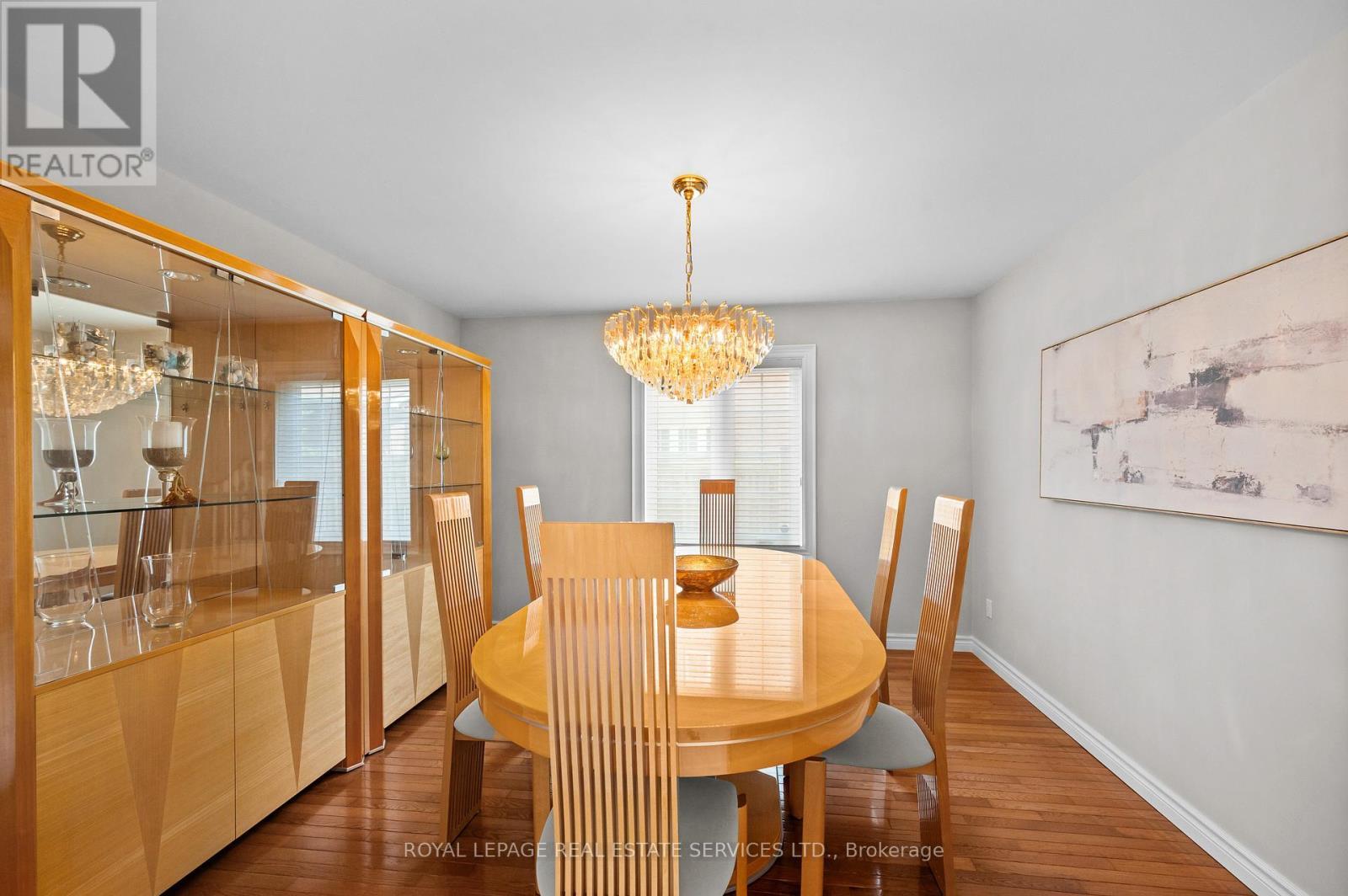 












2224 BRAYS LANE

,
Oakville,




Ontario
L6M3J6

